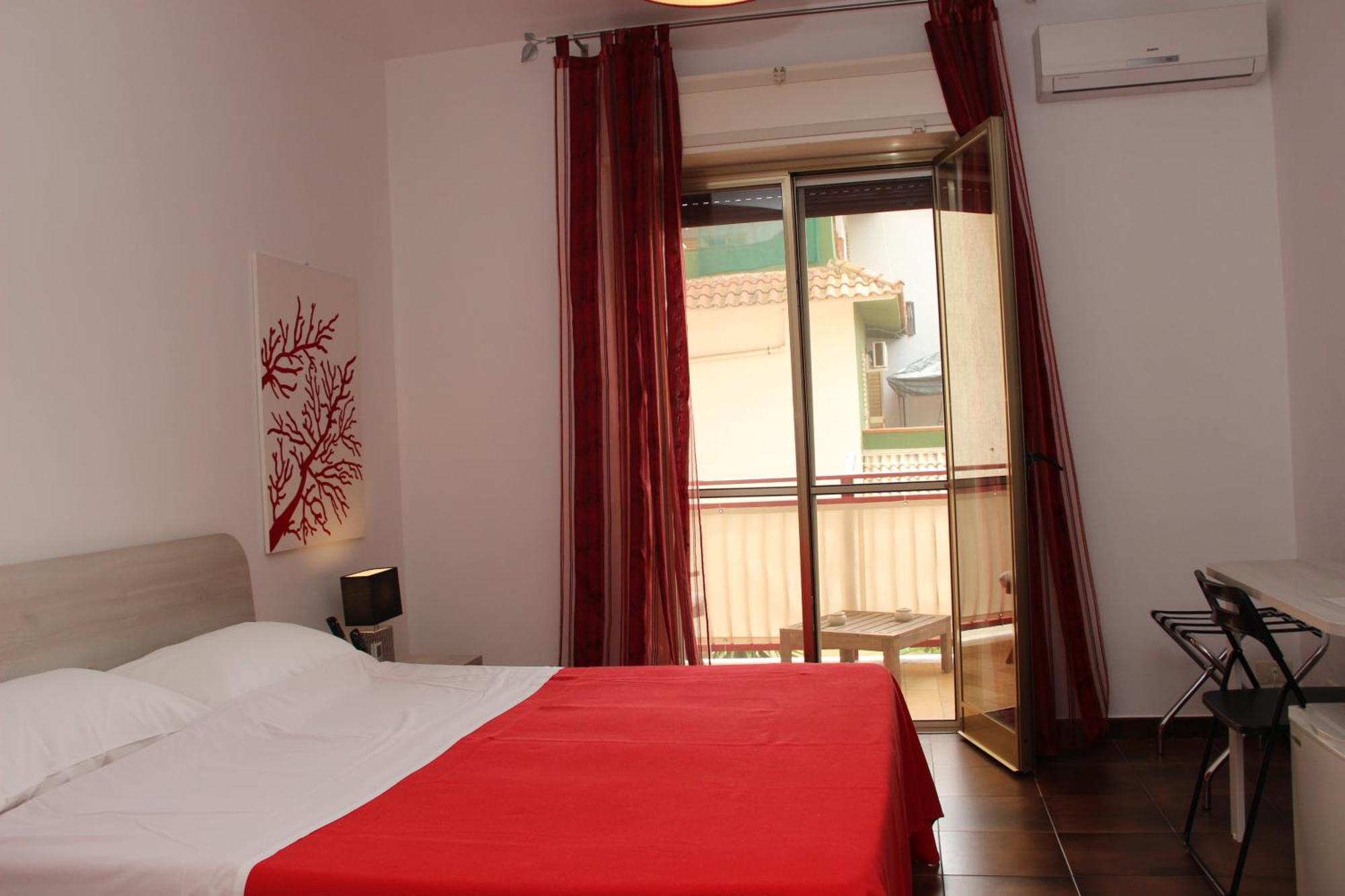 B&B Villa Adriana Сан-Леоне Екстер'єр фото